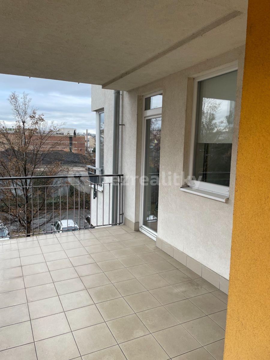 2 bedroom with open-plan kitchen flat to rent, 80 m², Kabešova, Prague, Prague