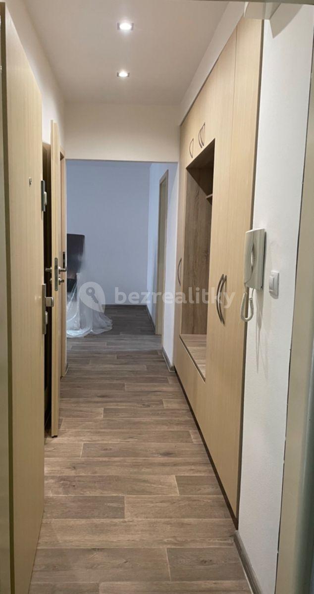 1 bedroom with open-plan kitchen flat to rent, 52 m², Pod Lipami, Nový Jičín, Moravskoslezský Region