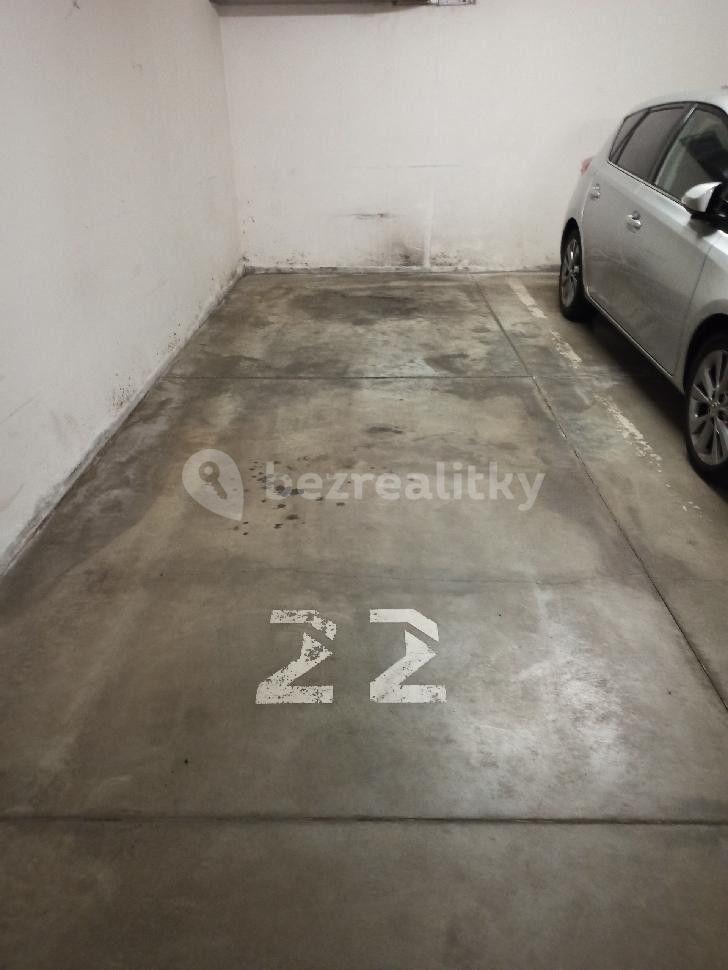 garage to rent, 14 m², Kamelova, Prague, Prague