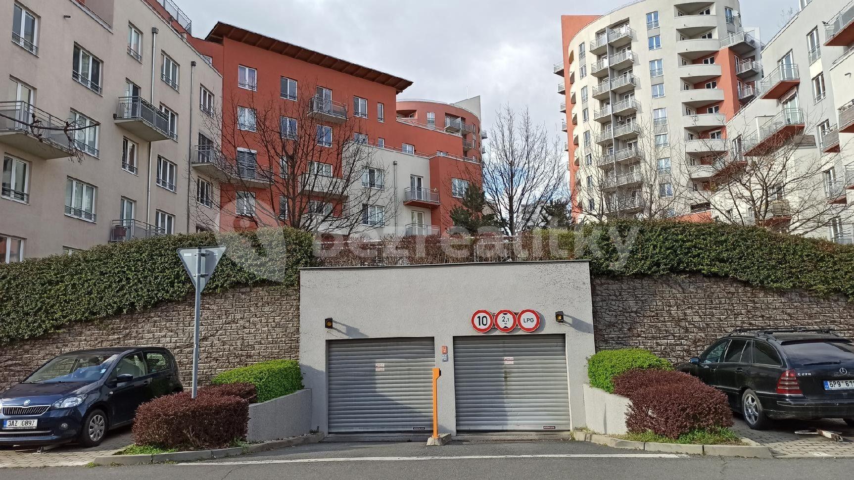 garage to rent, 14 m², Kamelova, Prague, Prague