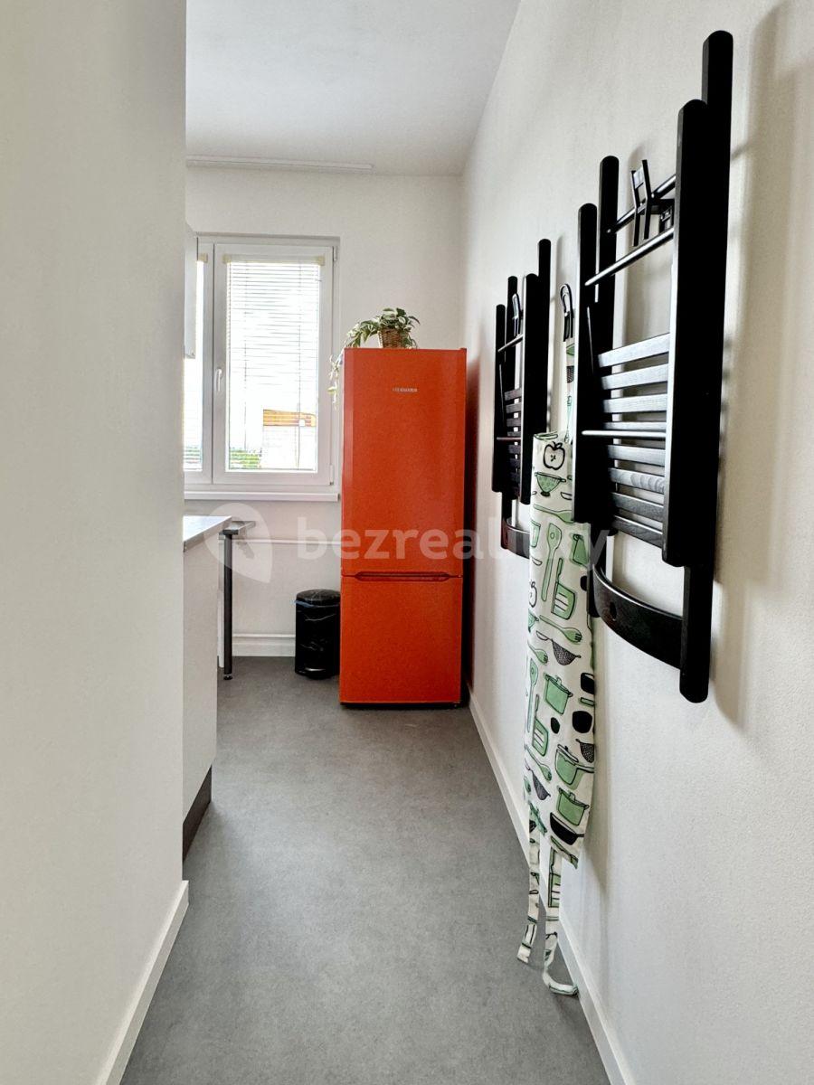 2 bedroom flat to rent, 54 m², Na Petřinách, Prague, Prague