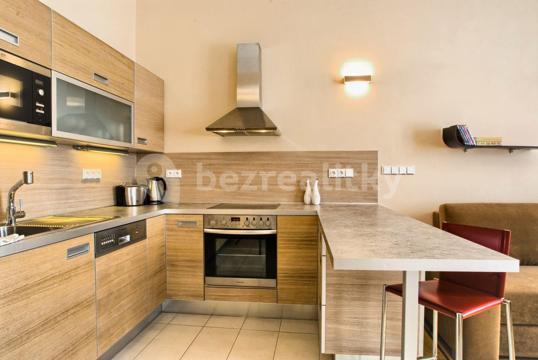 2 bedroom flat to rent, 72 m², Karoliny Světlé, Prague, Prague