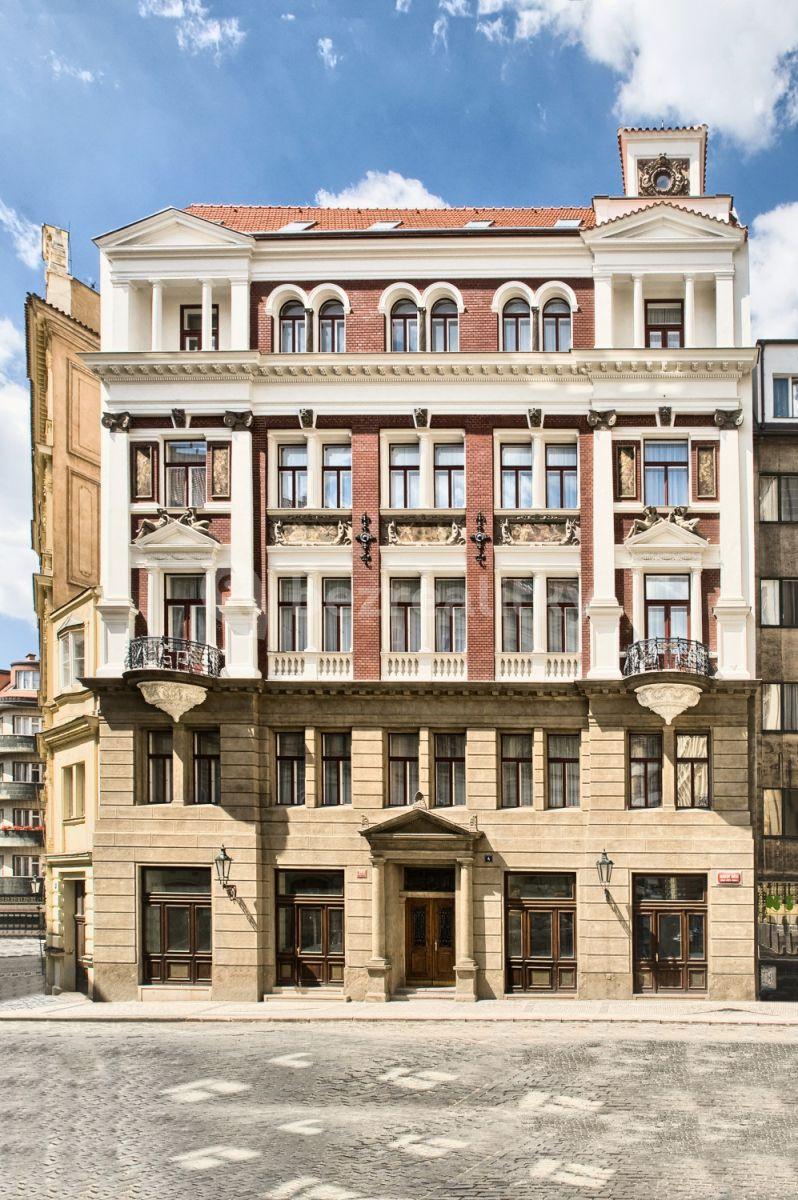 2 bedroom flat to rent, 72 m², Karoliny Světlé, Prague, Prague