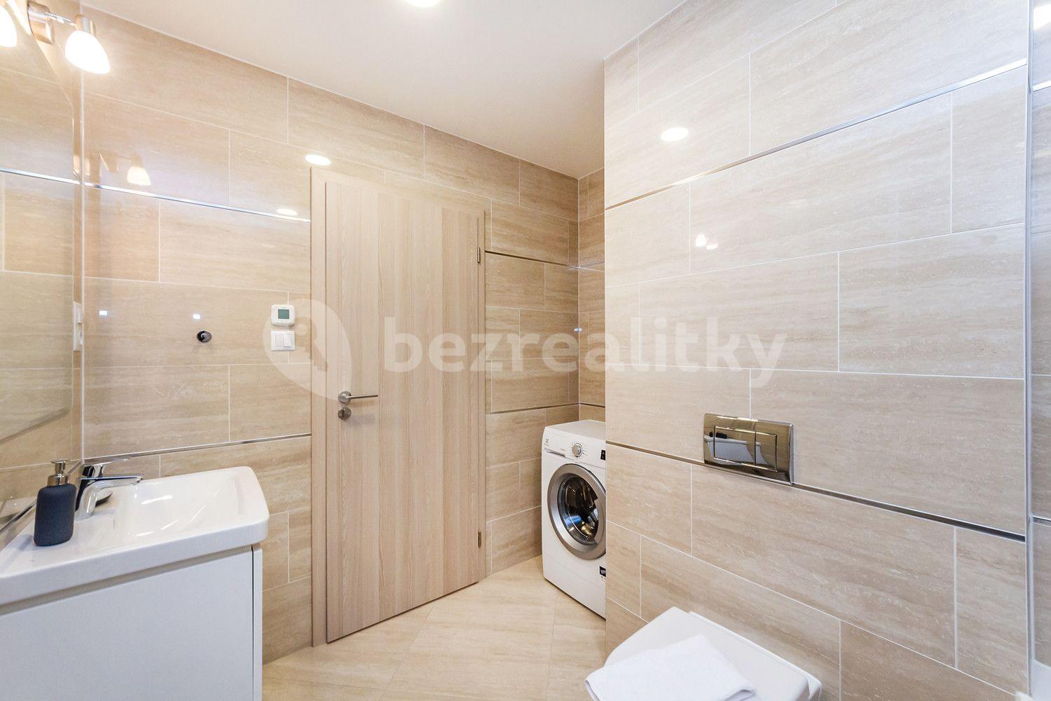 Studio flat to rent, 30 m², V Háji, Prague, Prague