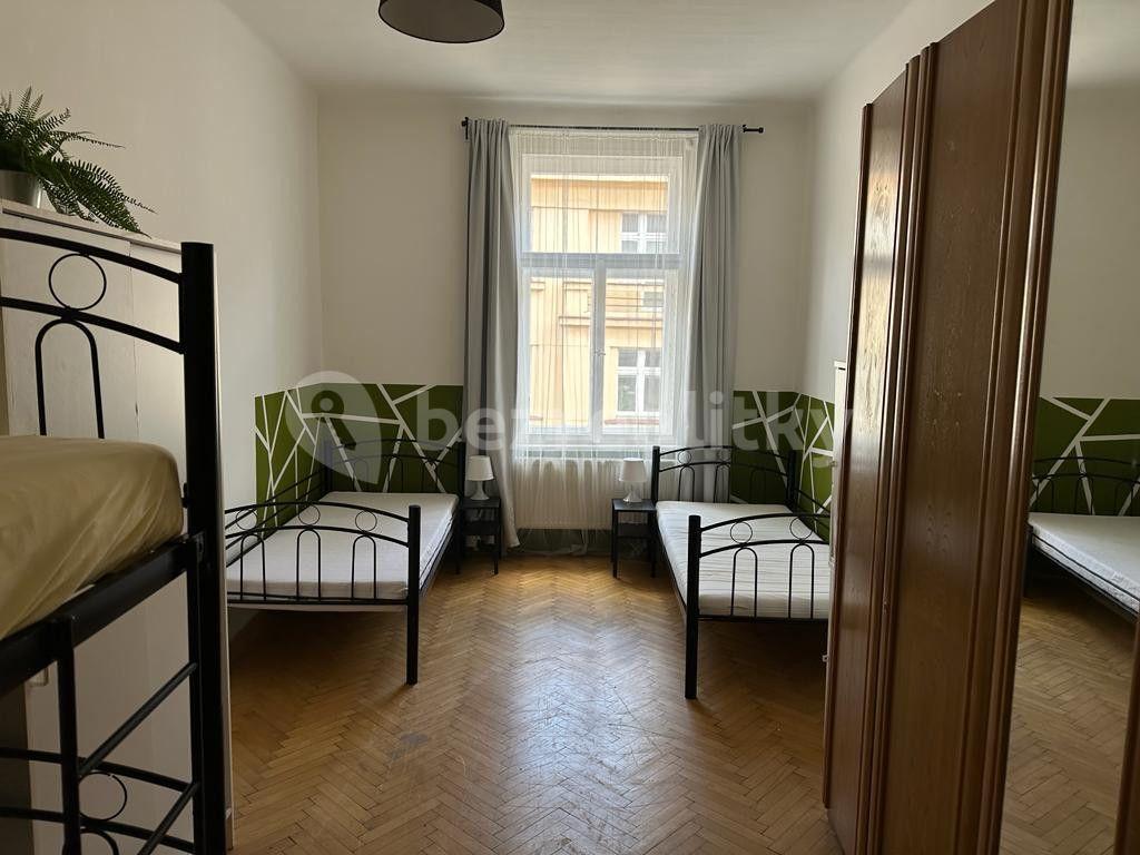 3 bedroom flat to rent, 100 m², Londýnská, Prague, Prague