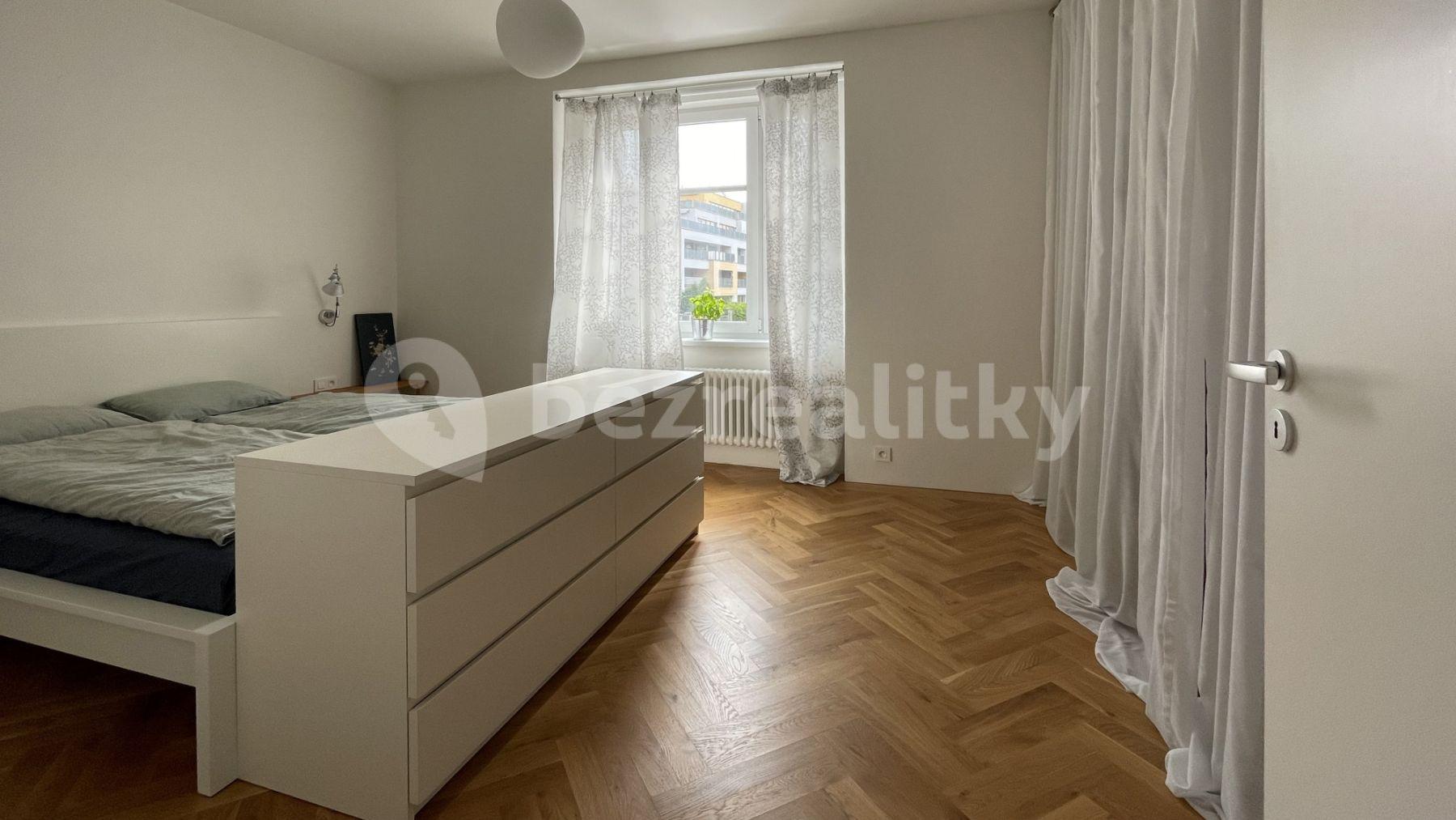 1 bedroom with open-plan kitchen flat to rent, 45 m², Pod dvorem, Prague, Prague