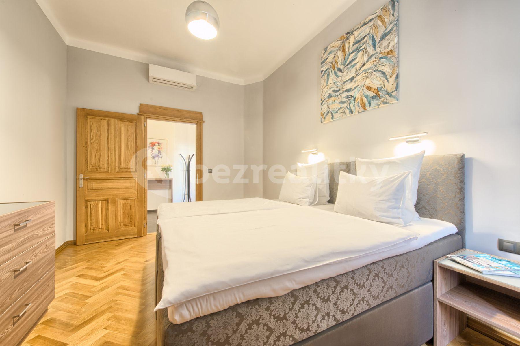 3 bedroom flat to rent, 97 m², Dušní, Prague, Prague