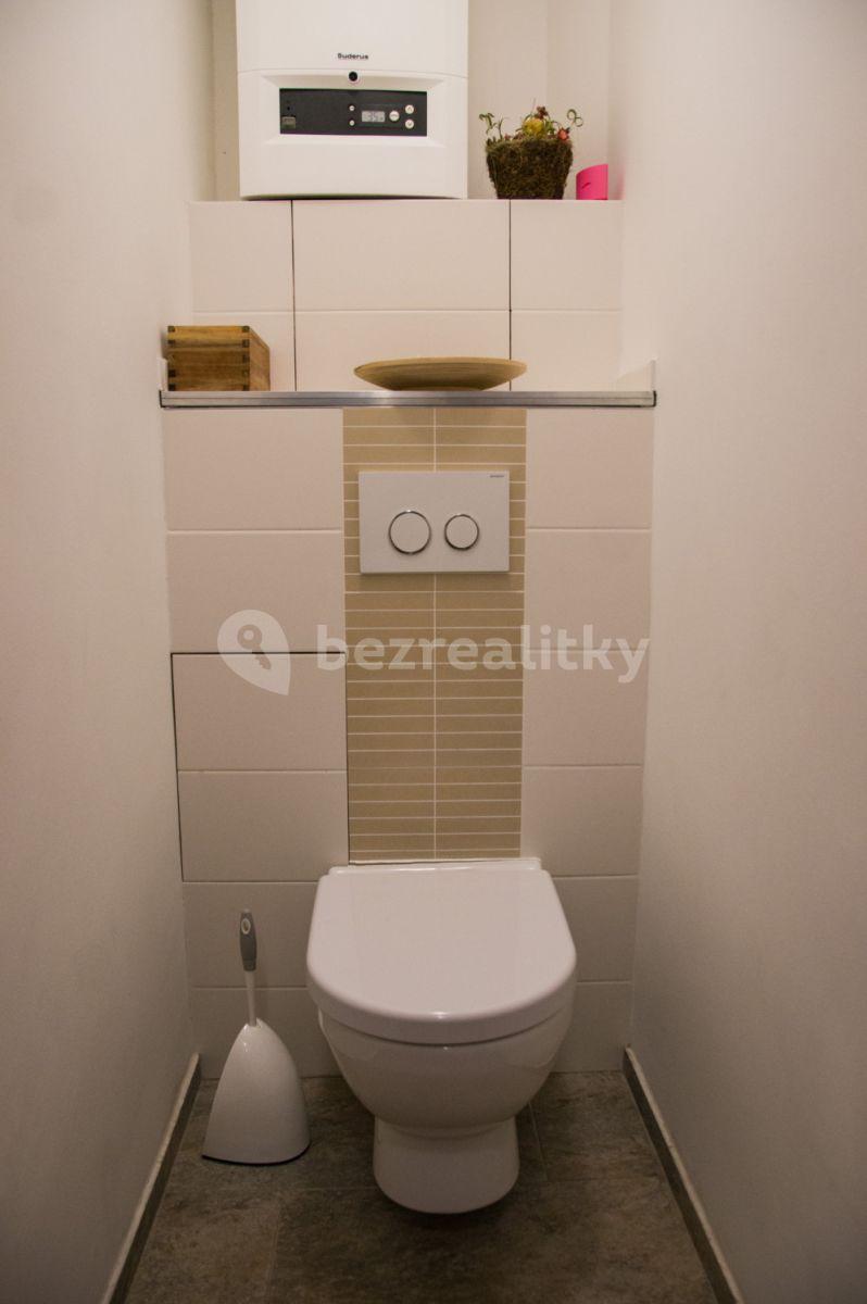 3 bedroom flat to rent, 55 m², Kúpeľná, Bratislava - mestská časť Staré Mesto, Bratislavský Region