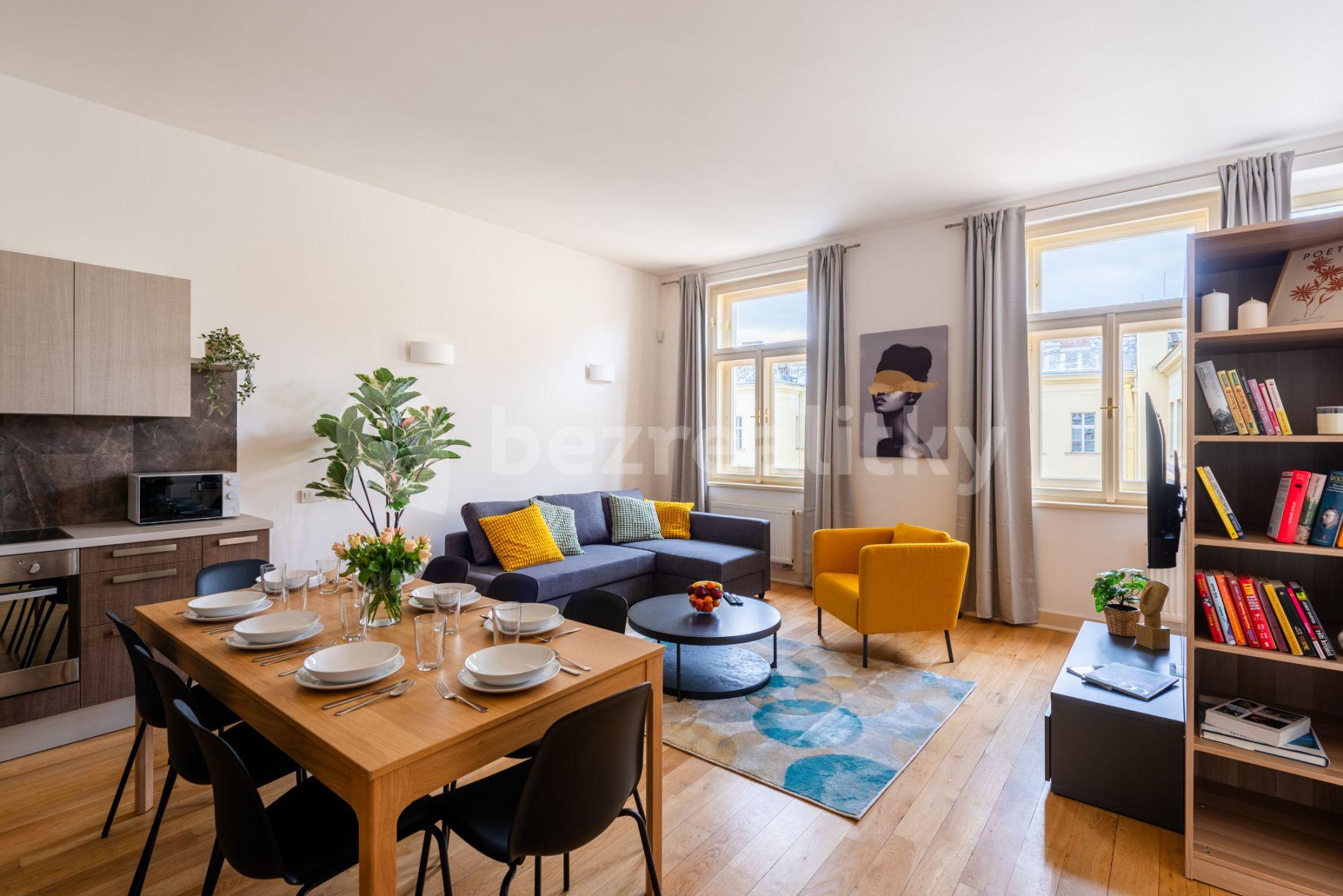 4 bedroom flat to rent, 96 m², Černá, Prague, Prague