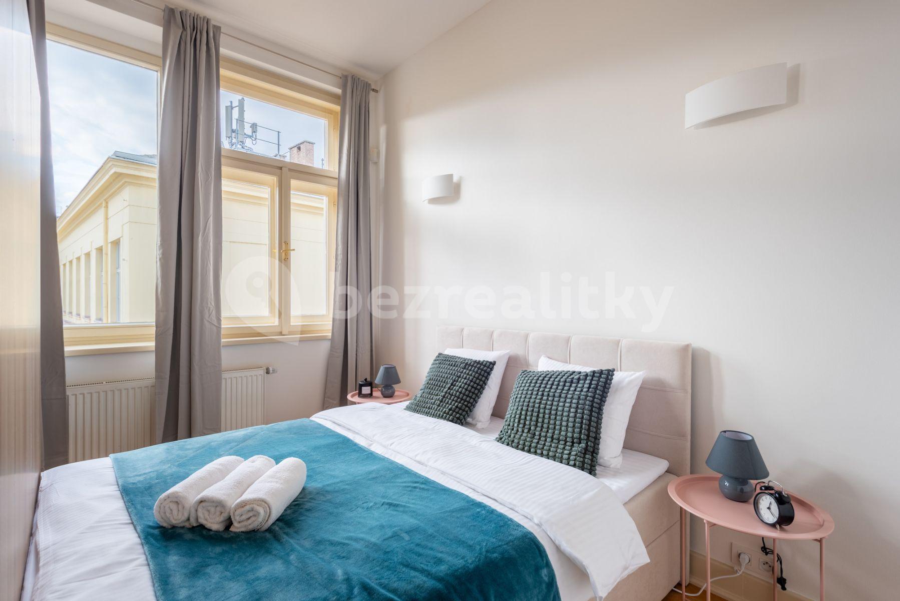 4 bedroom flat to rent, 96 m², Černá, Prague, Prague