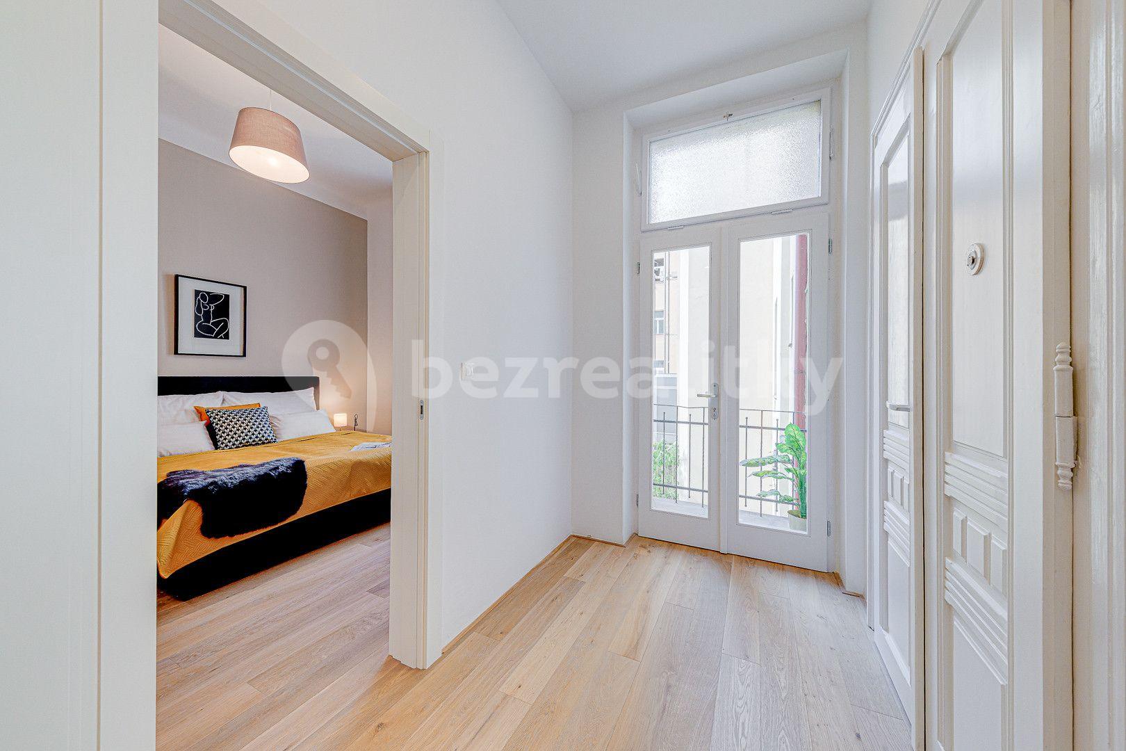 2 bedroom flat to rent, 61 m², Kaizlovy sady, Prague, Prague