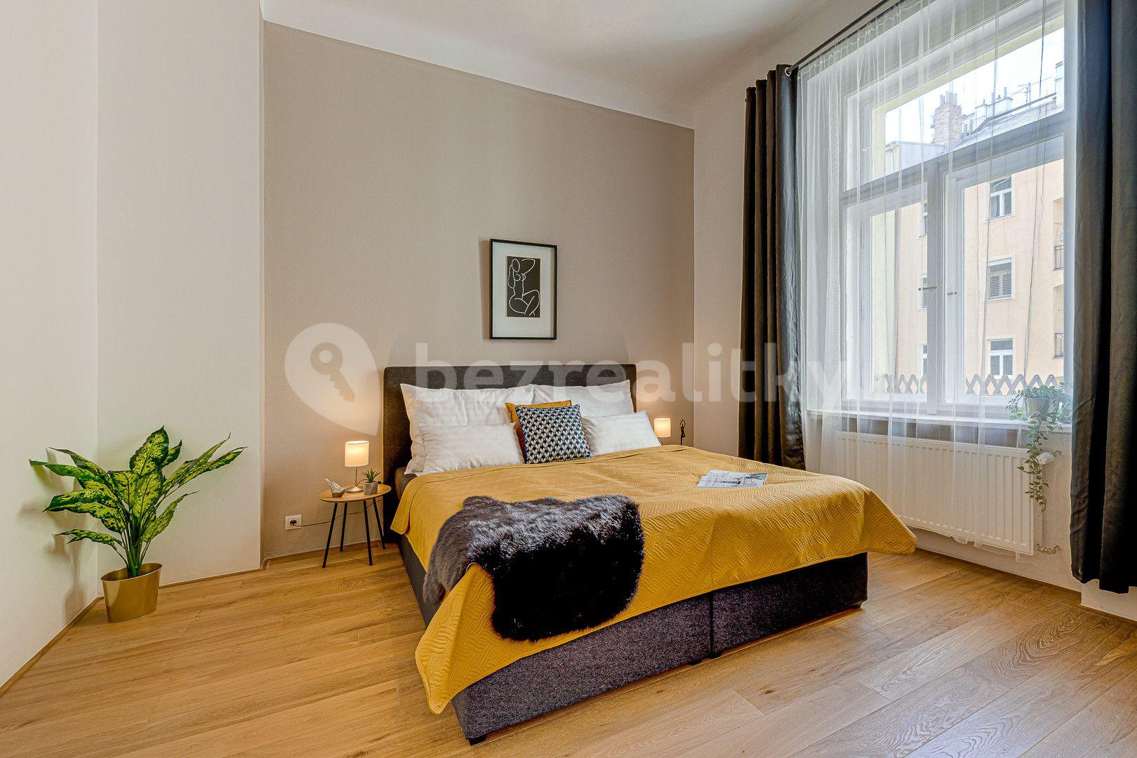 2 bedroom flat to rent, 61 m², Kaizlovy sady, Prague, Prague