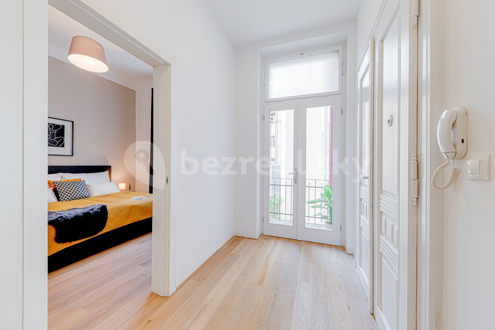 2 bedroom flat to rent, 61 m², Kaizlovy sady, Prague, Prague