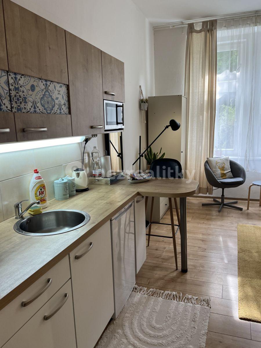 Studio flat to rent, 32 m², Nad Kolčavkou A, Prague, Prague