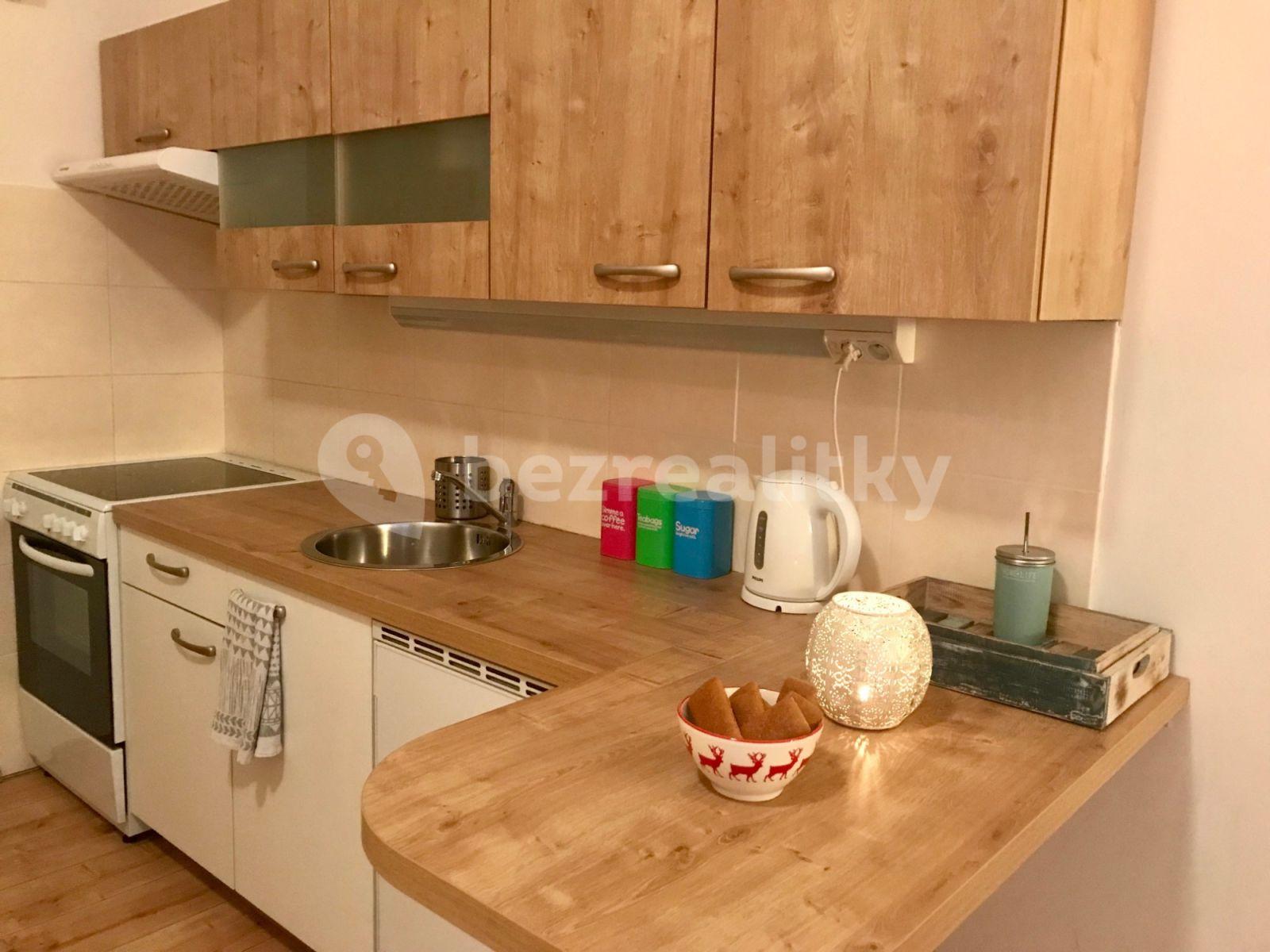 Studio flat to rent, 32 m², Nad Kolčavkou A, Prague, Prague