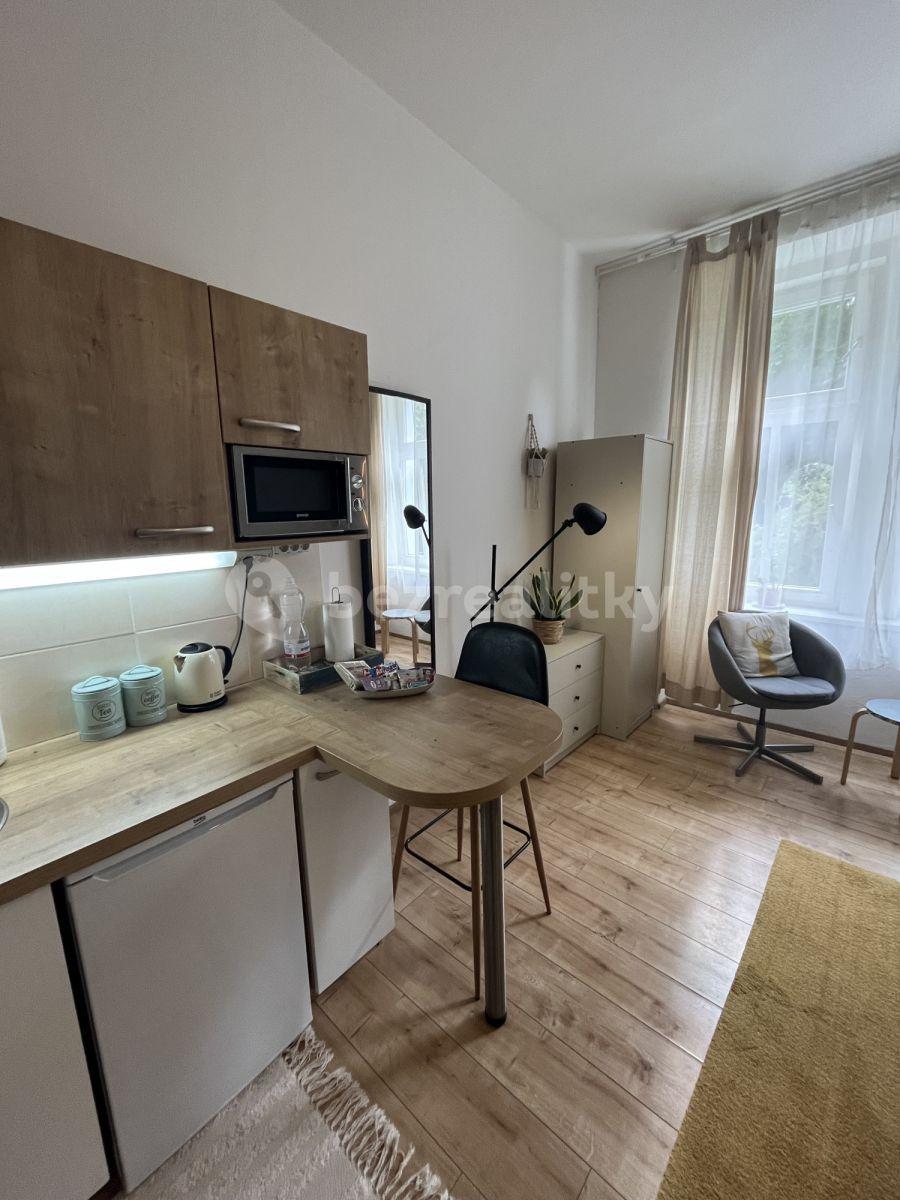 Studio flat to rent, 32 m², Nad Kolčavkou A, Prague, Prague