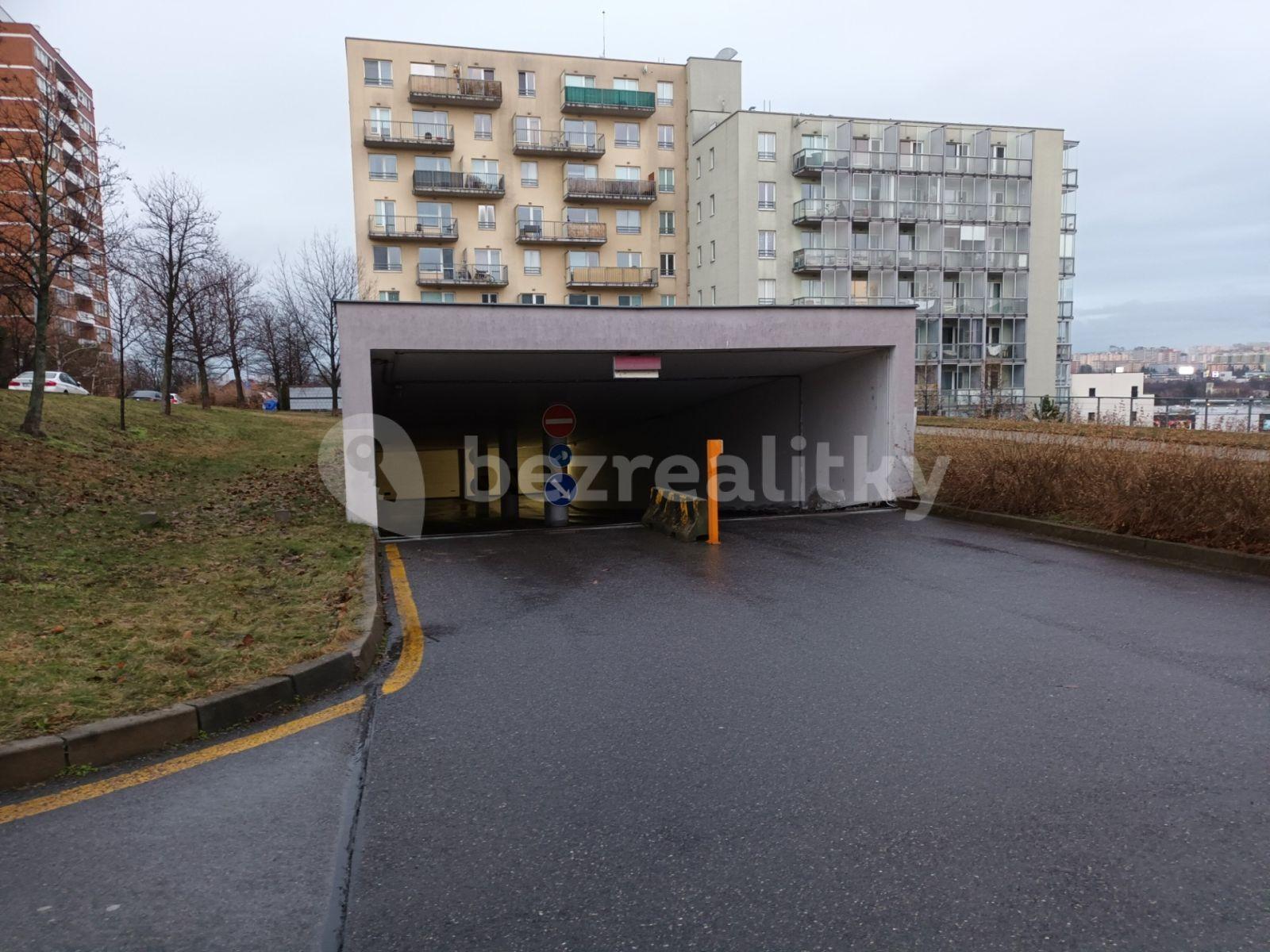 garage to rent, 14 m², V Dolině, Prague, Prague