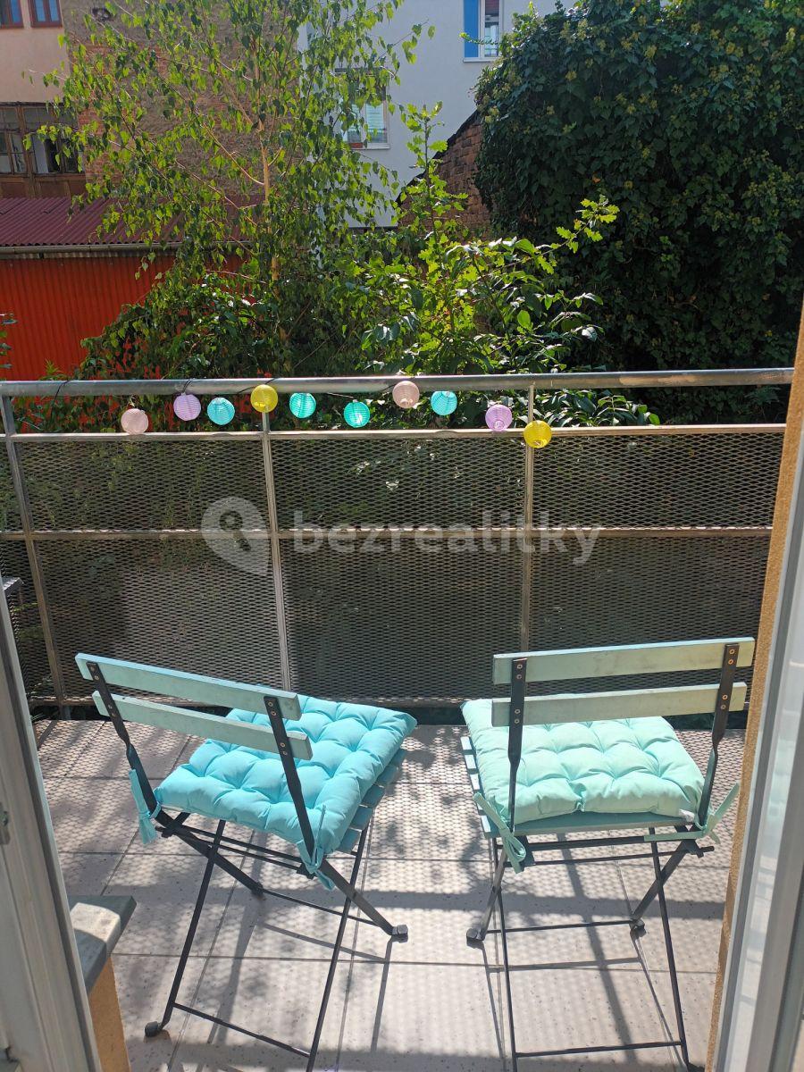 2 bedroom flat to rent, 67 m², V Zahradách, Prague, Prague