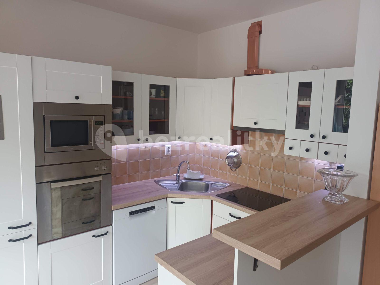 2 bedroom flat to rent, 67 m², V Zahradách, Prague, Prague