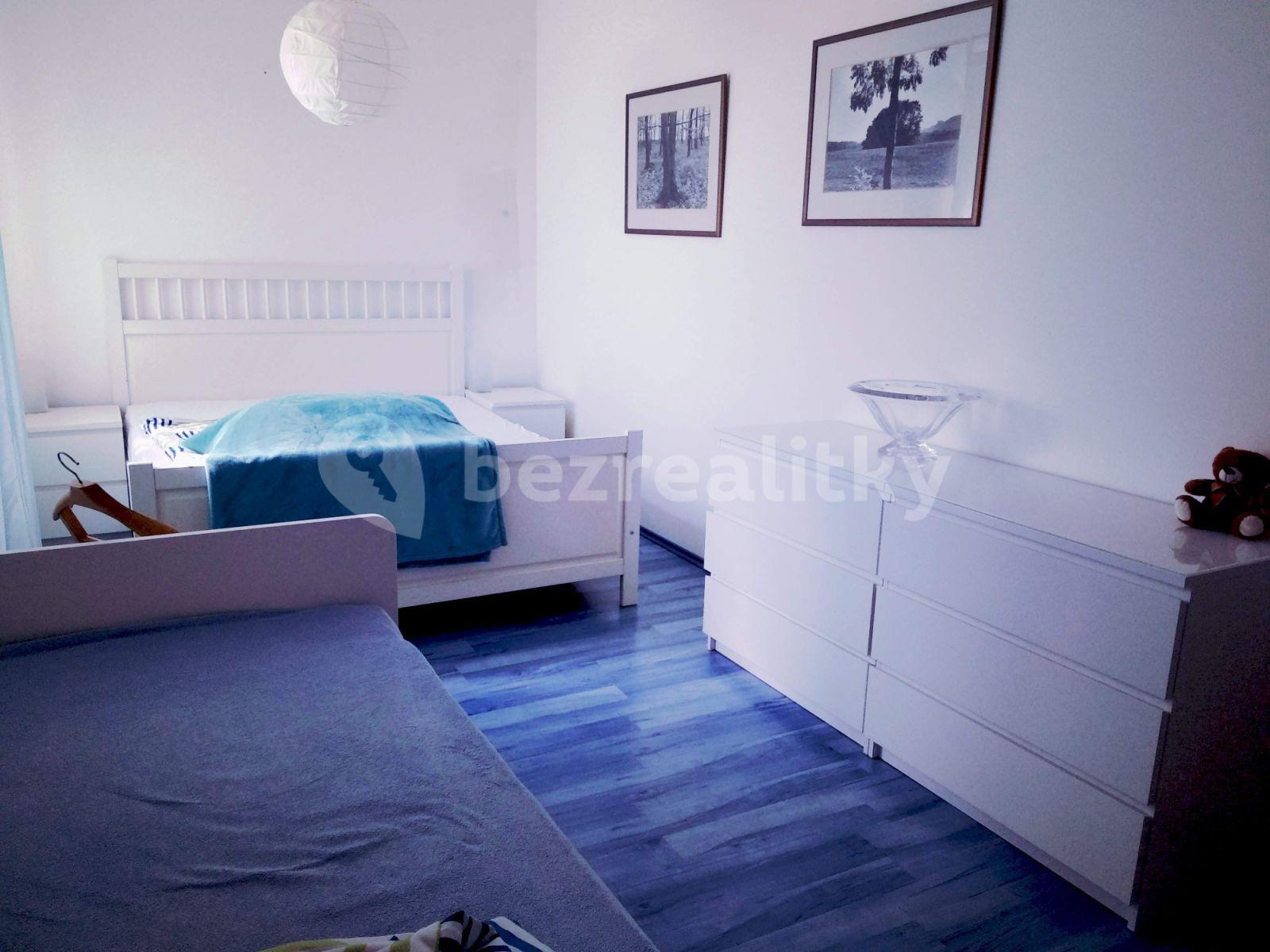 2 bedroom flat to rent, 67 m², V Zahradách, Prague, Prague