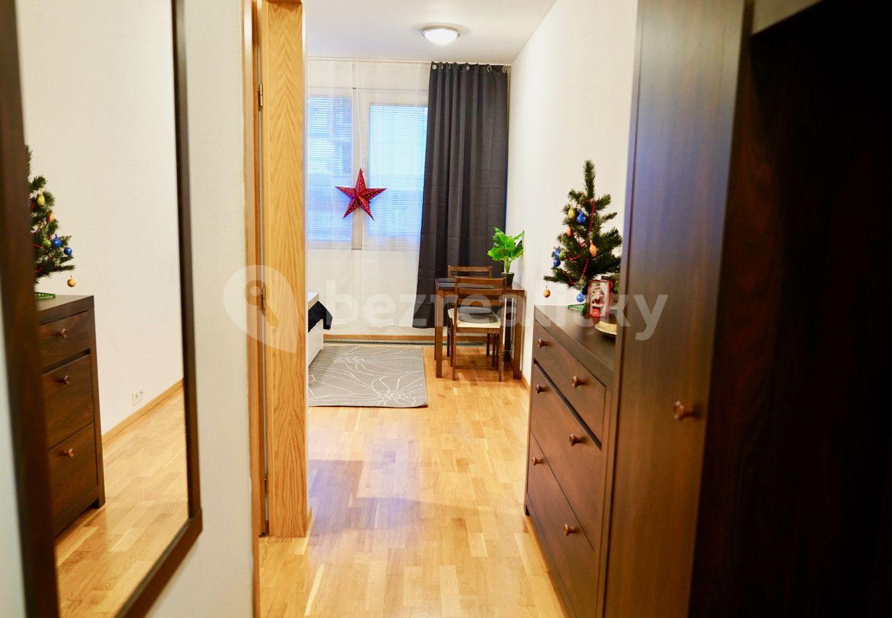 1 bedroom flat to rent, 29 m², Korunní, Prague, Prague