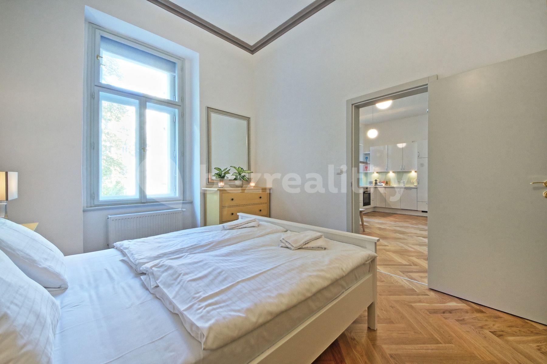 1 bedroom with open-plan kitchen flat to rent, 48 m², Balbínova, Prague, Prague