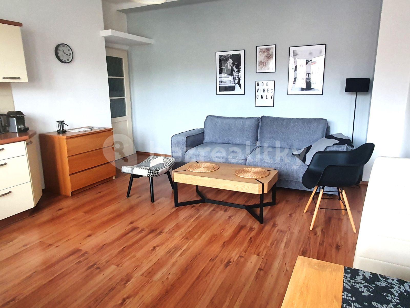 2 bedroom flat to rent, 41 m², Krchlebská, Prague, Prague