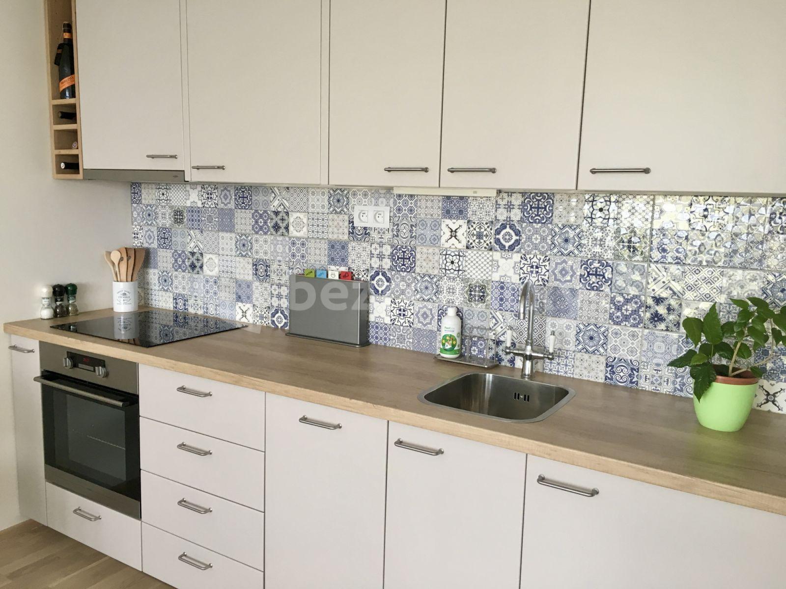 1 bedroom with open-plan kitchen flat to rent, 37 m², Učňovská, Prague, Prague