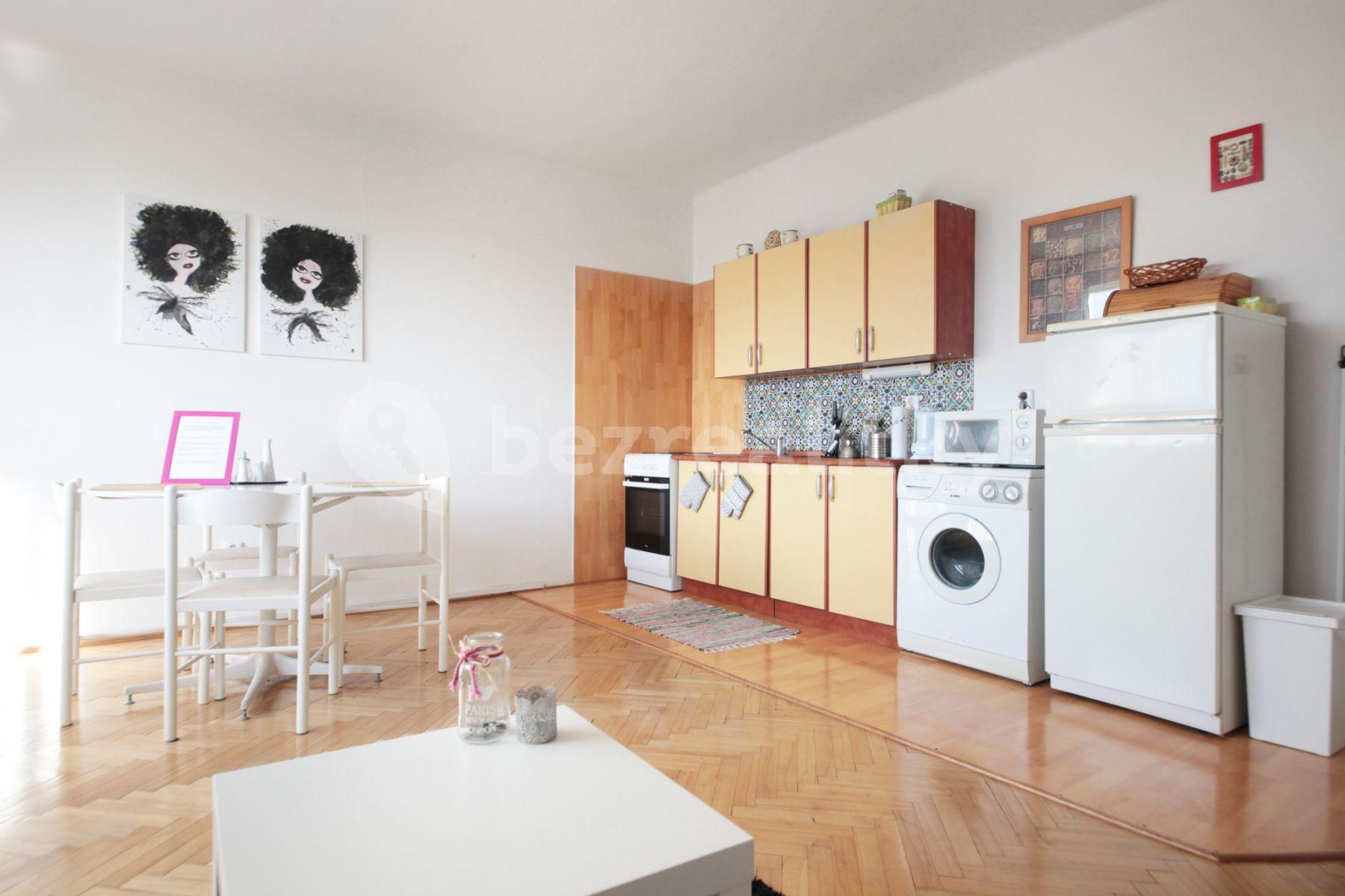 2 bedroom flat to rent, 87 m², náměstí Před Bateriemi, Prague, Prague