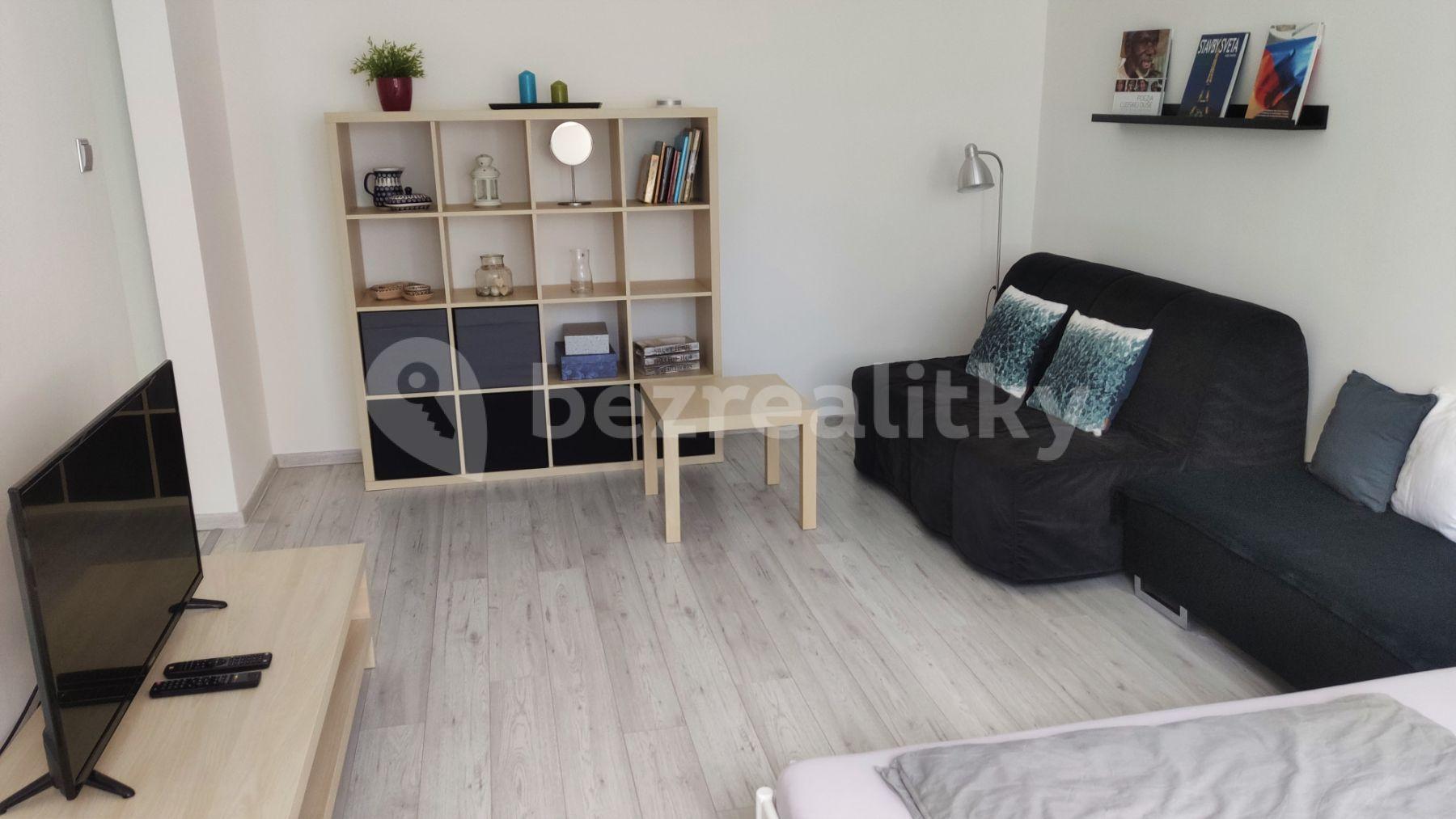 1 bedroom flat to rent, 40 m², Mamateyova, Petržalka, Bratislavský Region