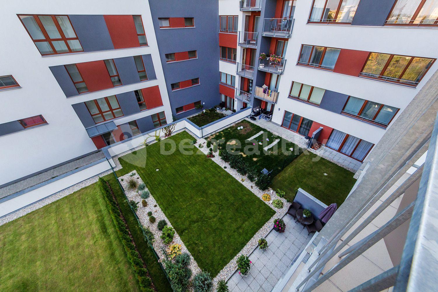 1 bedroom with open-plan kitchen flat to rent, 65 m², Švehlova, Prague, Prague