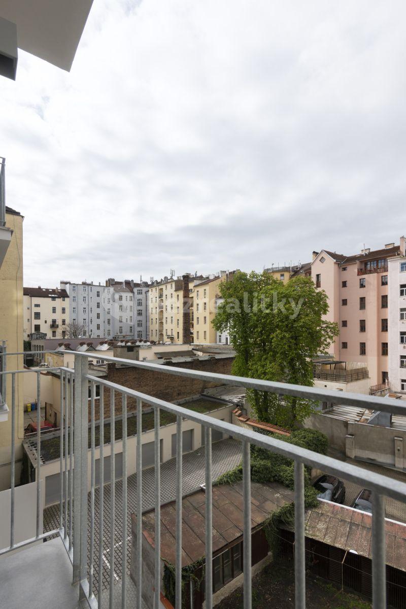 1 bedroom with open-plan kitchen flat to rent, 47 m², Bořivojova, Prague, Prague