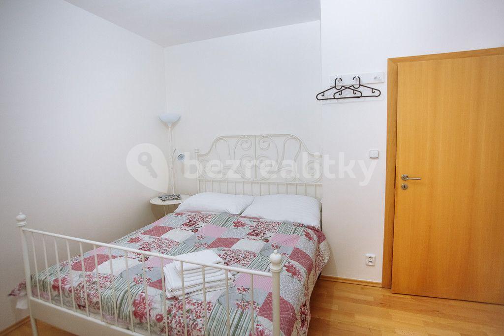 2 bedroom flat to rent, 60 m², Lublaňská, Prague, Prague