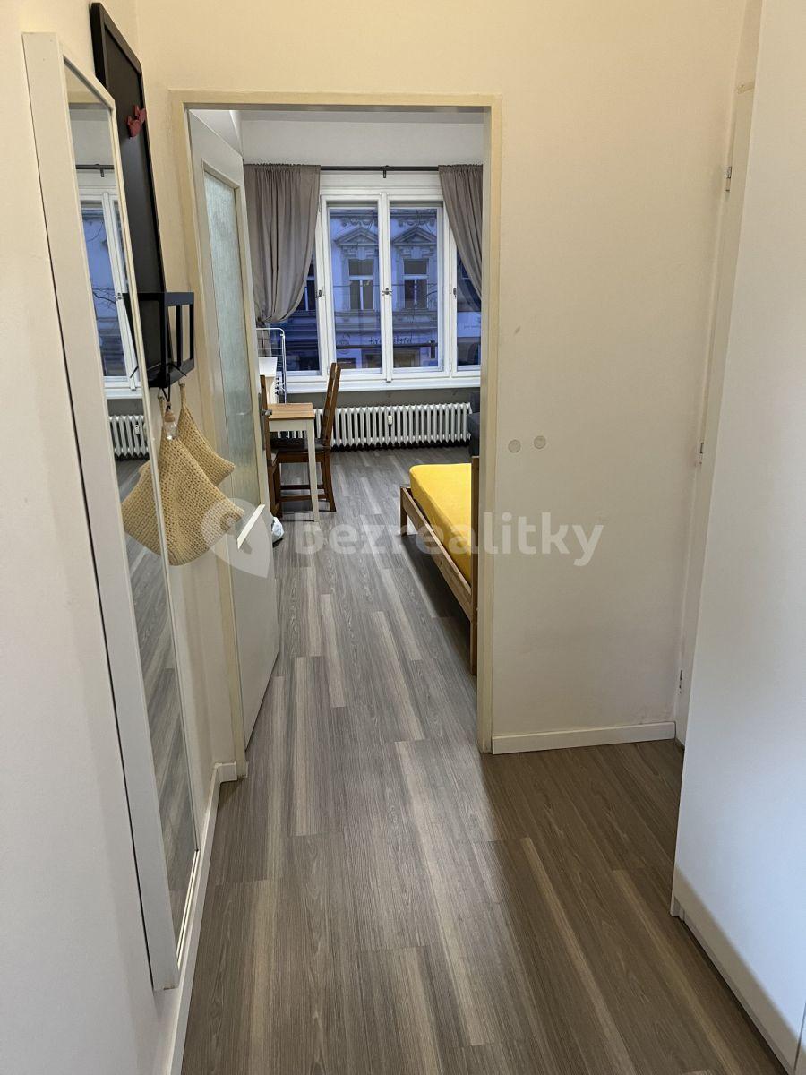 Studio flat to rent, 33 m², Sokolovská, Prague, Prague