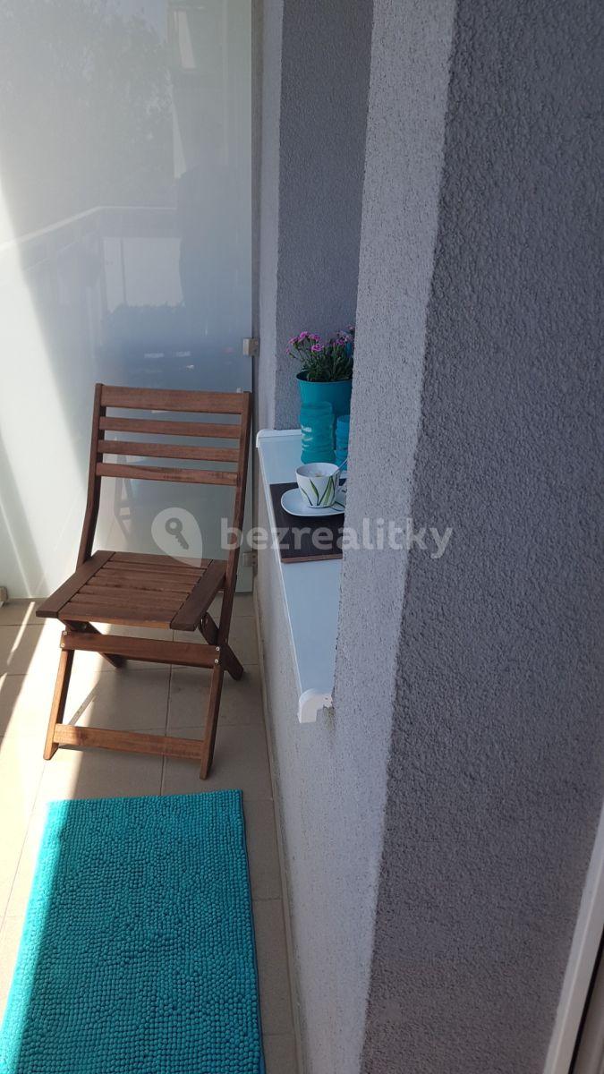 3 bedroom flat to rent, 82 m², Čmelíkova, Ružinov, Bratislavský Region