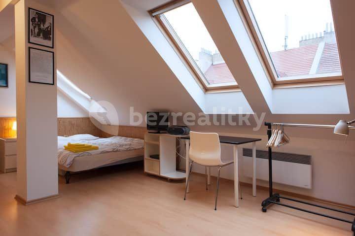 2 bedroom flat to rent, 25 m², Heydukova, Prague, Prague