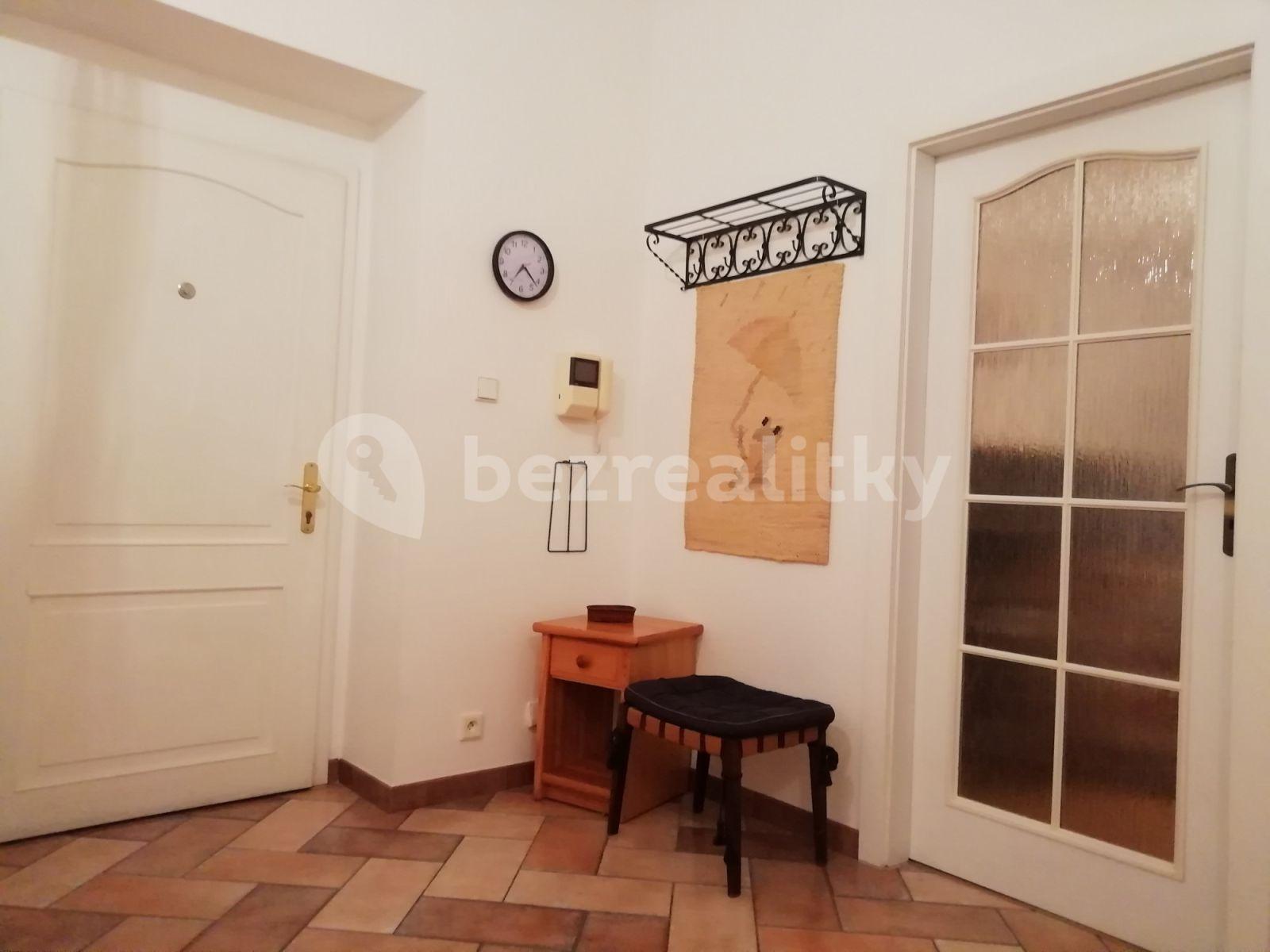 2 bedroom flat to rent, 98 m², Na Okrouhlíku, Prague, Prague