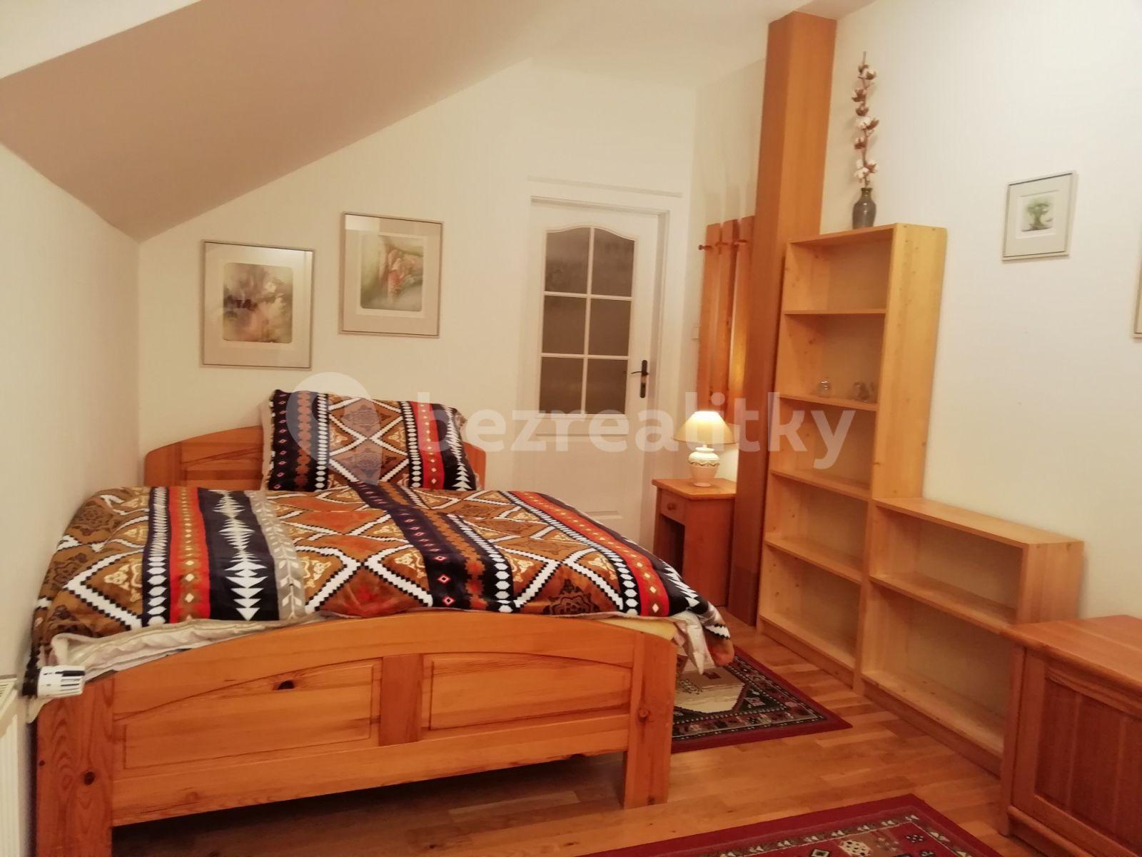 2 bedroom flat to rent, 98 m², Na Okrouhlíku, Prague, Prague