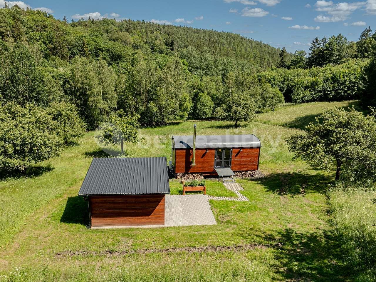 recreational property to rent, 0 m², Místo, Ústecký Region