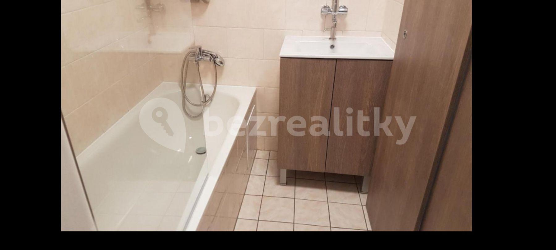 2 bedroom flat to rent, 54 m², Jižní čtvrť II, Přerov, Olomoucký Region