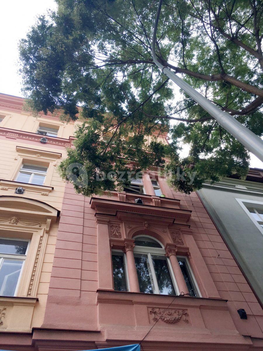 1 bedroom flat to rent, 33 m², Pernerova, Prague, Prague