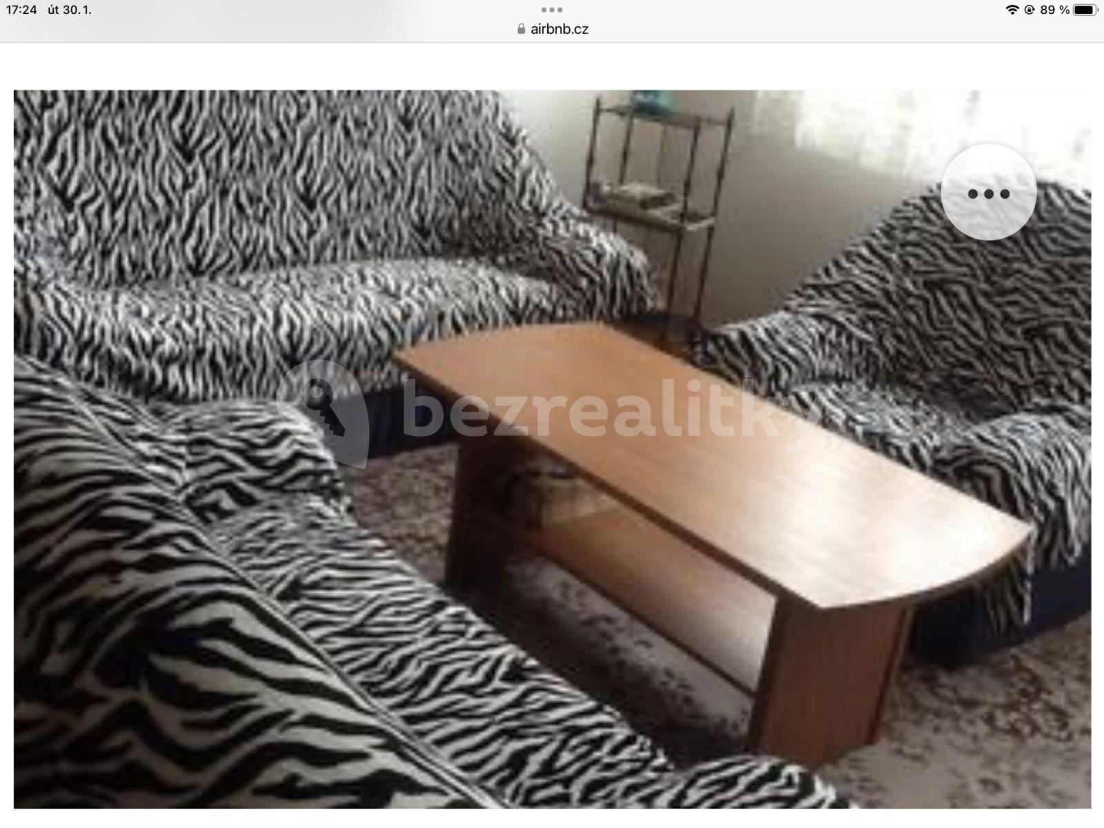 4 bedroom flat to rent, 90 m², Stroupežnického, Prague, Prague