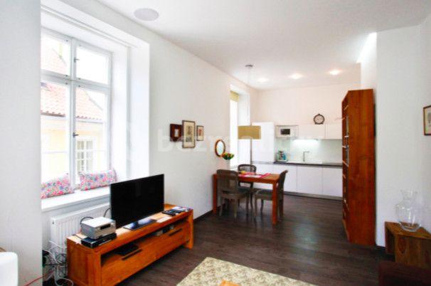 2 bedroom with open-plan kitchen flat to rent, 80 m², Anežská, Prague, Prague