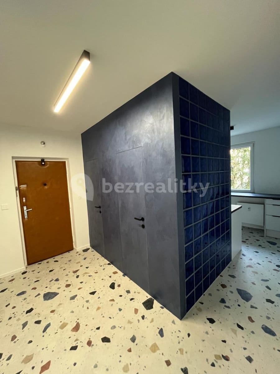 2 bedroom flat to rent, 52 m², Boučkova, Prague, Prague