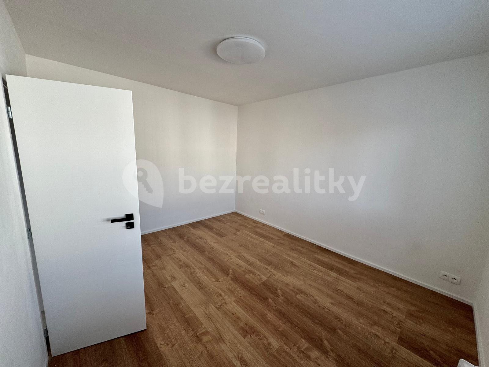 2 bedroom flat to rent, 58 m², Na Vrcholu, Prague, Prague