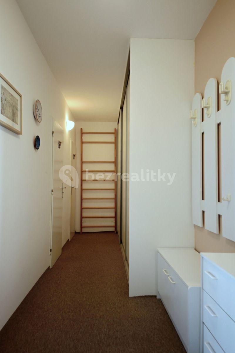 2 bedroom flat to rent, 60 m², U Sluncové, Prague, Prague