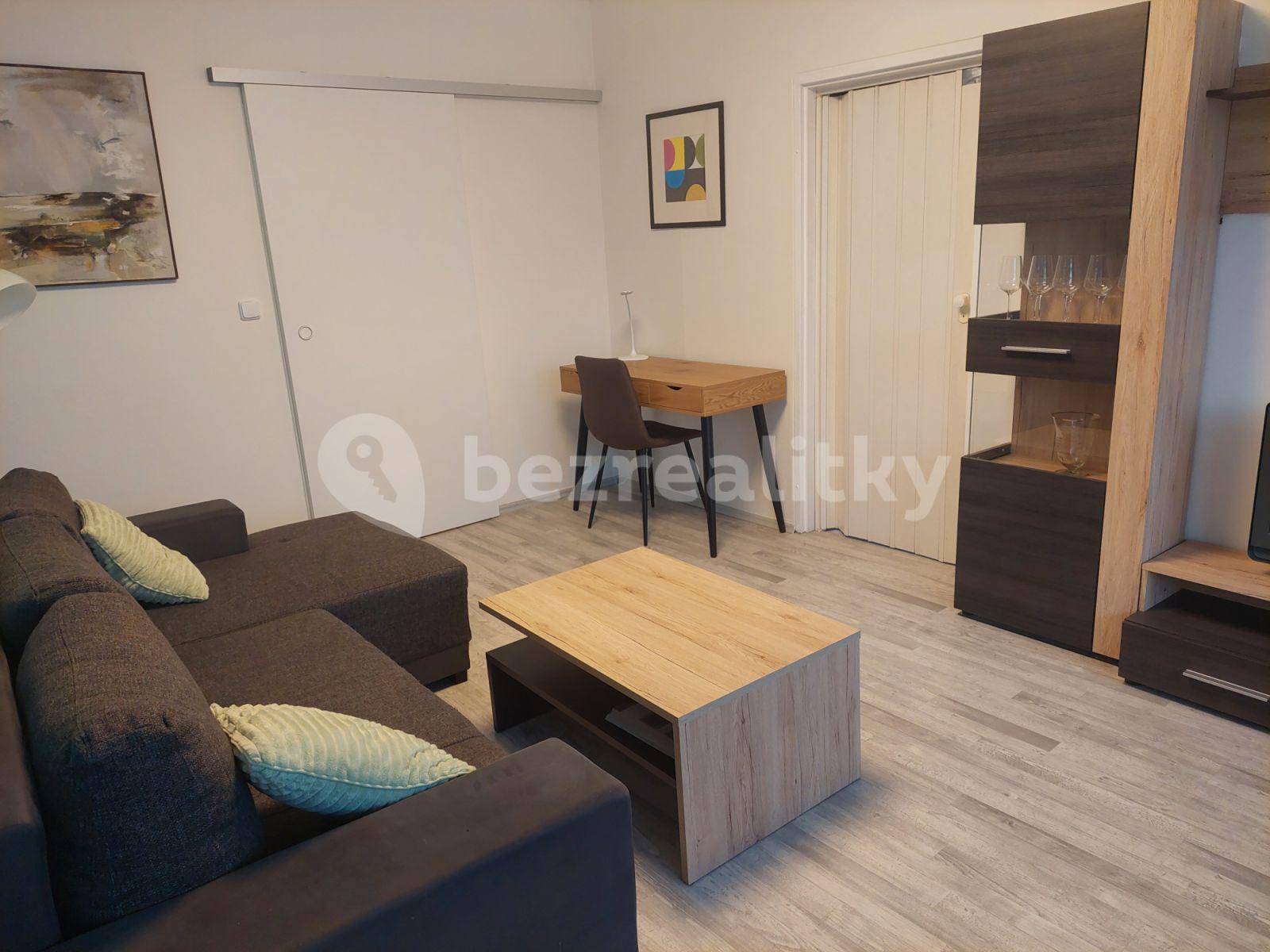 2 bedroom flat to rent, 60 m², U Sluncové, Prague, Prague