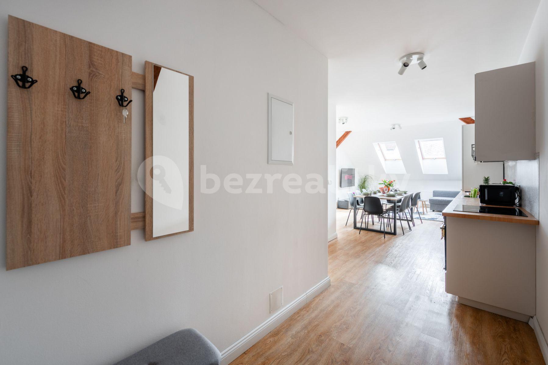 3 bedroom flat to rent, 75 m², Plzeňská, Prague, Prague