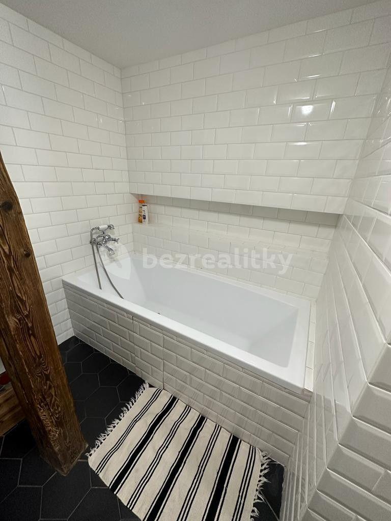 2 bedroom flat to rent, 56 m², Klapkova, Prague, Prague