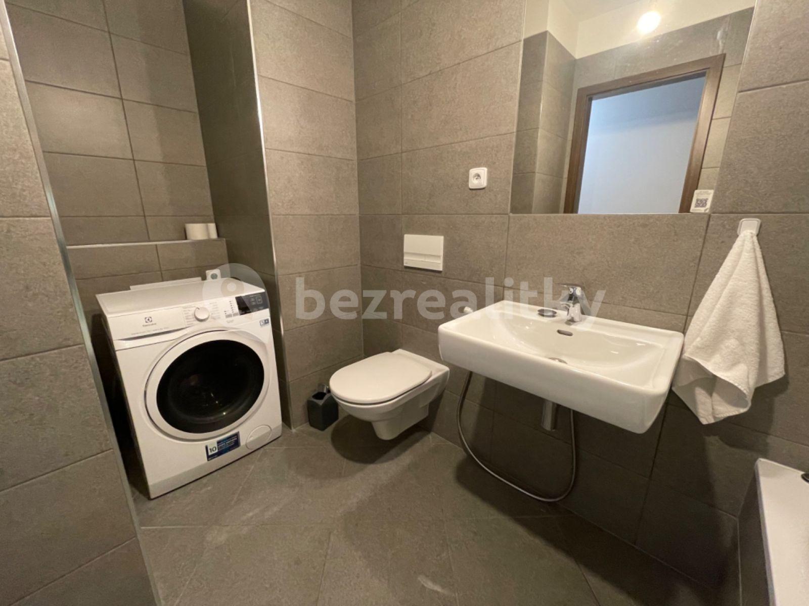 1 bedroom with open-plan kitchen flat for sale, 52 m², Ferrariho, Prague, Prague